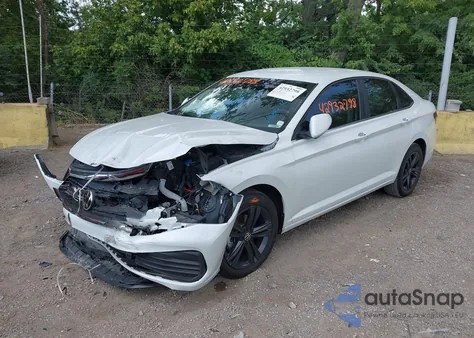 2024 Volkswagen Jetta 1.5T Se from USA, damaged, VIN 3VWEM7BU9RM034190